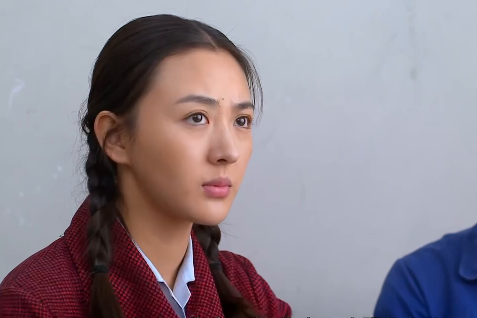 改丫,女,当代都市情感剧《 a target="_blank" href="/item/满仓进城
