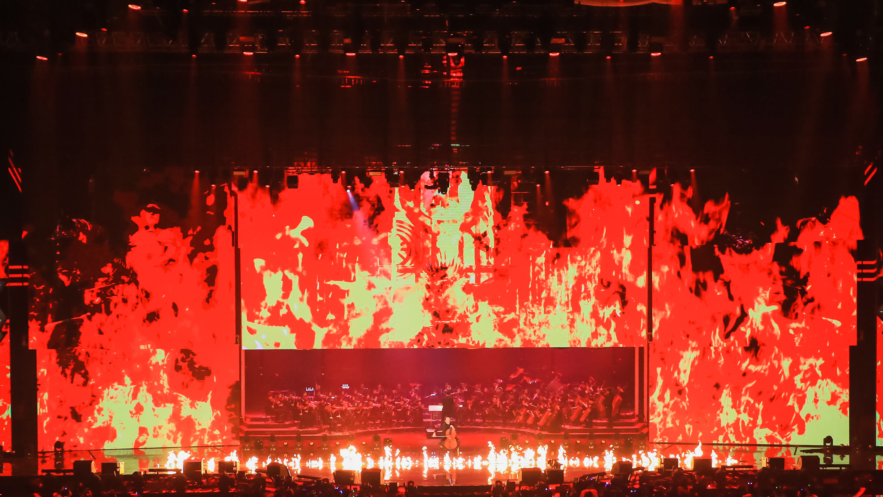  p>《bilibili最美的夜》是由bilibili联合主办的跨年晚会.