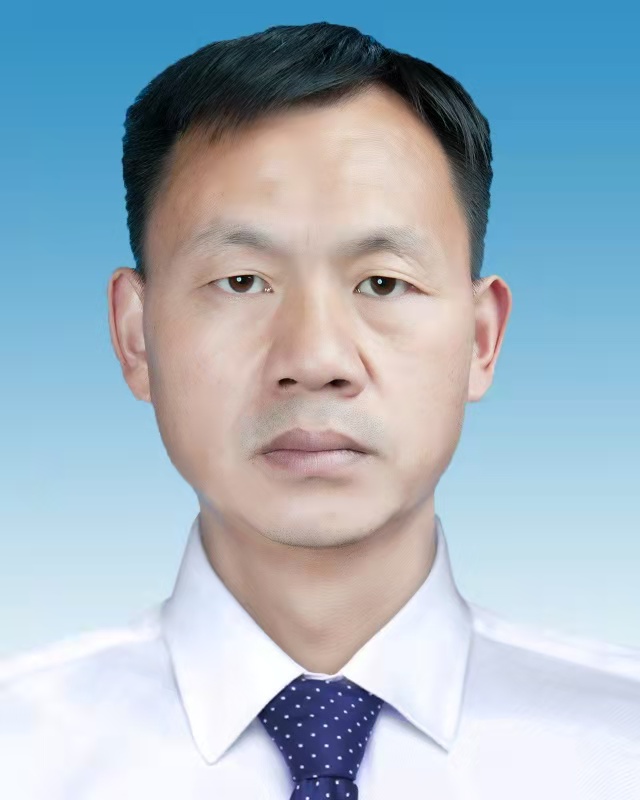  p data-id="swndf85wat1l">陈元春,男,汉族,1976年9月生,云南永仁人