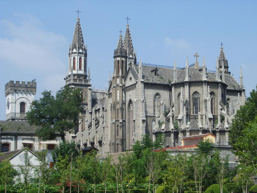  p>洪家楼天主教堂(hongjialou cathedral)全称洪家楼耶稣圣心主教座