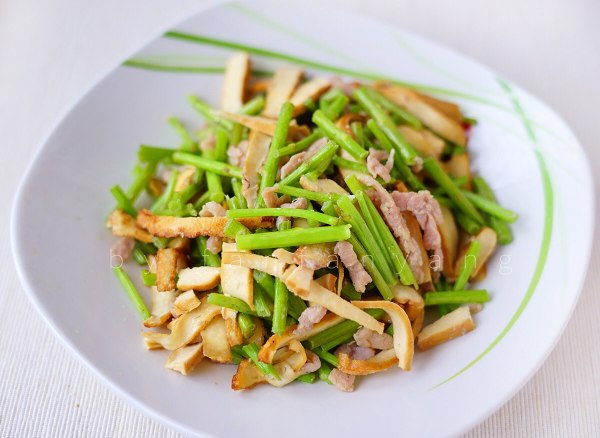 芦蒿炒香干丝