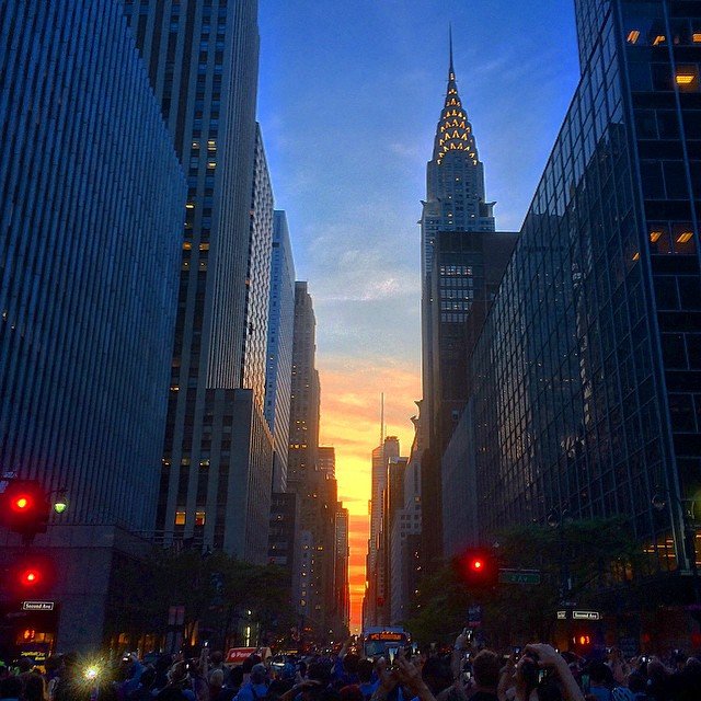  p>曼哈顿悬日(manhattanhenge)这个词语是 a target="_blank" href="