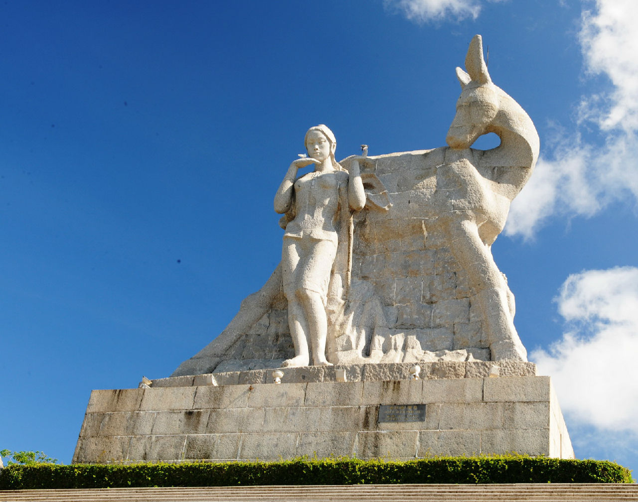 鹿回头山顶公园