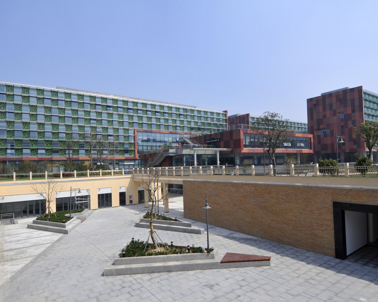  p>西交利物浦大学(xian jiaotong-liverpool university),简称"西浦