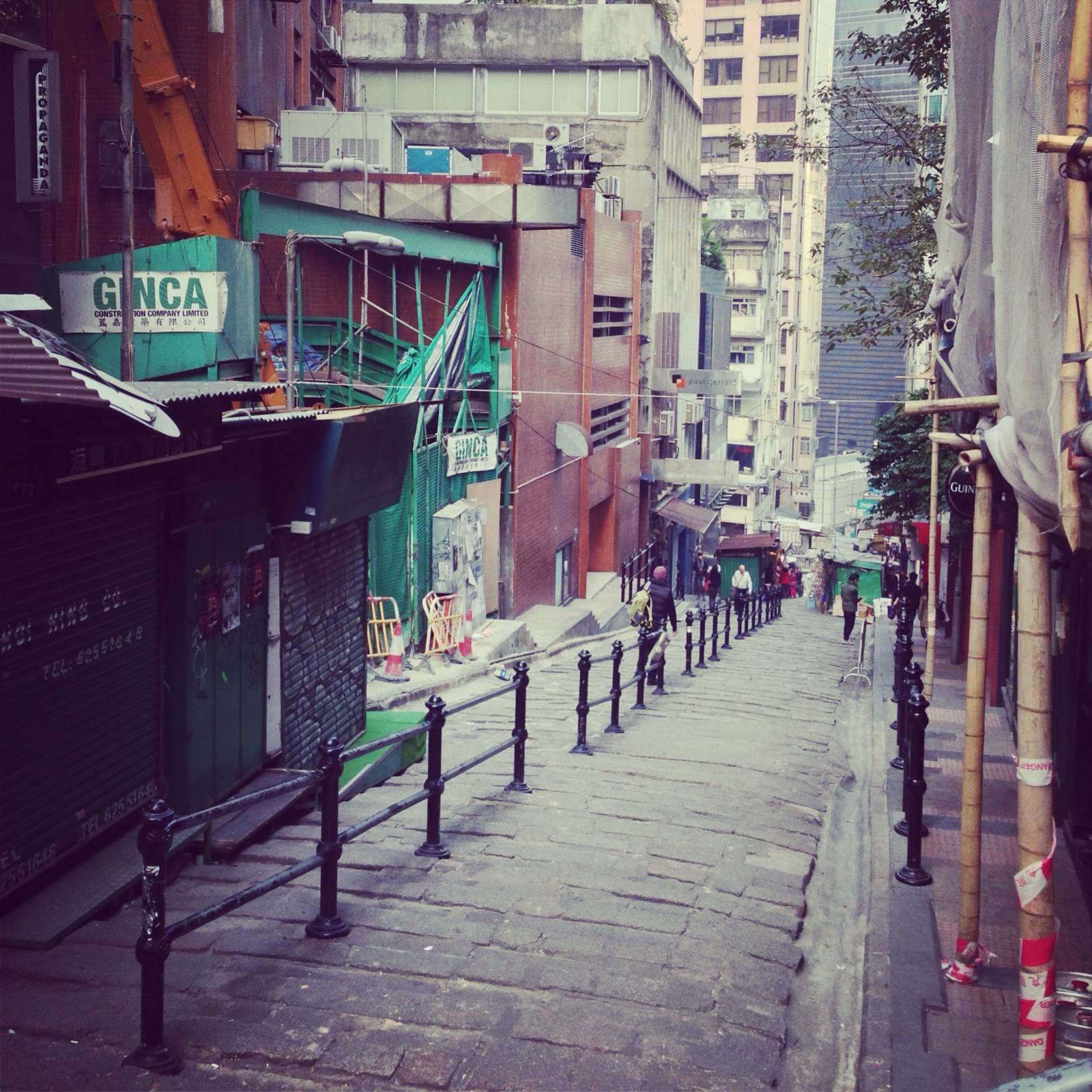  p>香港石板街,其实即砵甸乍街,位于 a target="_blank" href="/item