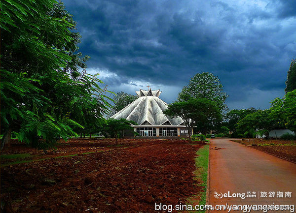  p>津巴布韦共和国(the republic of zimbabwe),原称 a target="