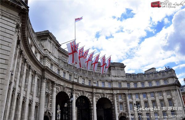  p>白金汉宫 i>(英语:buckingham palace) /i>是 a target="_blank"