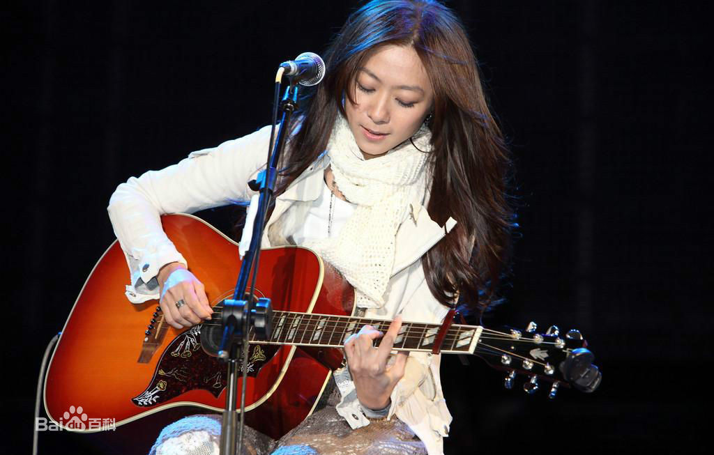  p data-id="gnwwpz60n0">《after 17》是2004年陈绮贞发行的迷你音乐