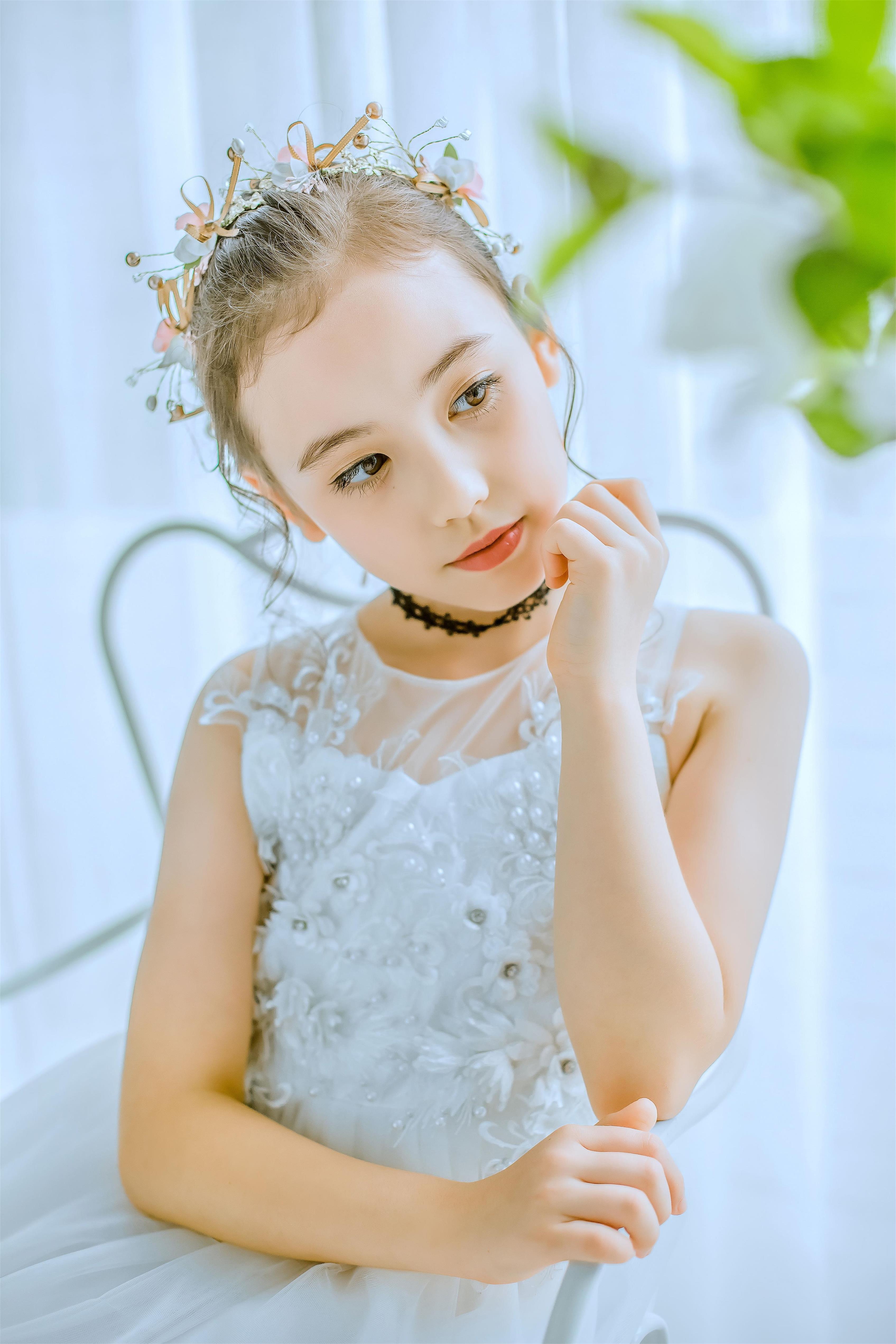  p>宋梓欣,中美混血女孩,2010年1月26日出生于广东中山.