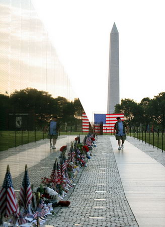  p>越战纪念碑(vietnam veterans memorial),又称为 a href="#" data
