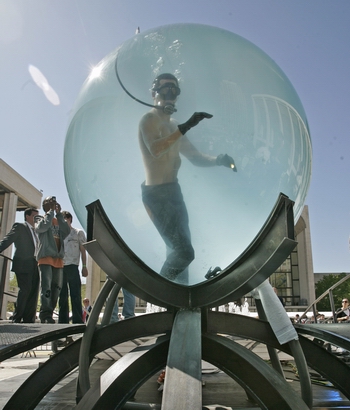 市林肯中心广场,美国 a target="_blank" href="/item/魔术师/31047"