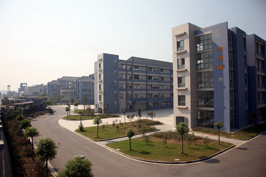  p>南京交通技师学院(南京交通中等专业学校)始建于1978年,隶属市交通