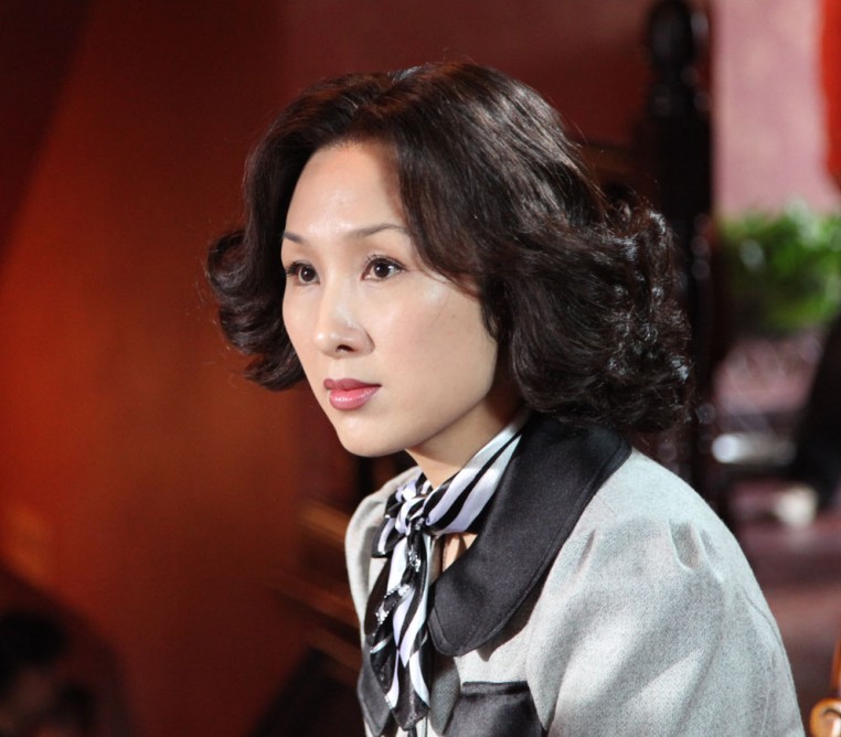  p>程希,1969年1月1日出生于四川省成都市,中国内地女演员.