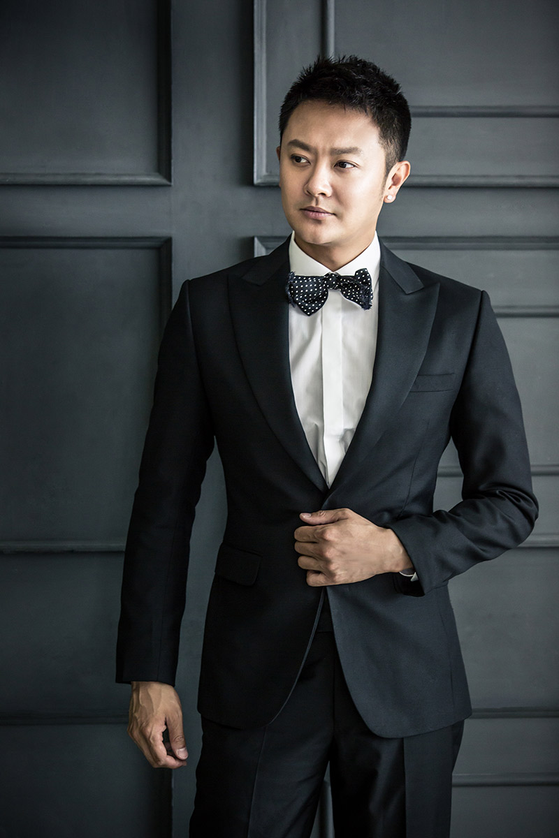  p>印小天,1978年9月23日出生于辽宁省沈阳市,中国内地男演员,毕业于 