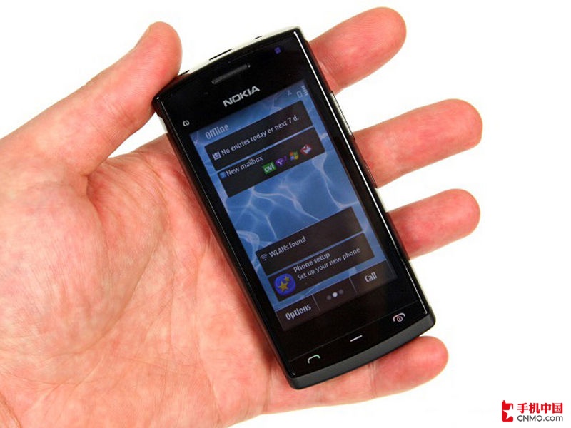  p>诺基亚500是诺基亚公司于2011年8月1日发布的智能手机,该机搭载