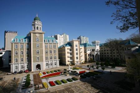 天津医科大学眼视光学院