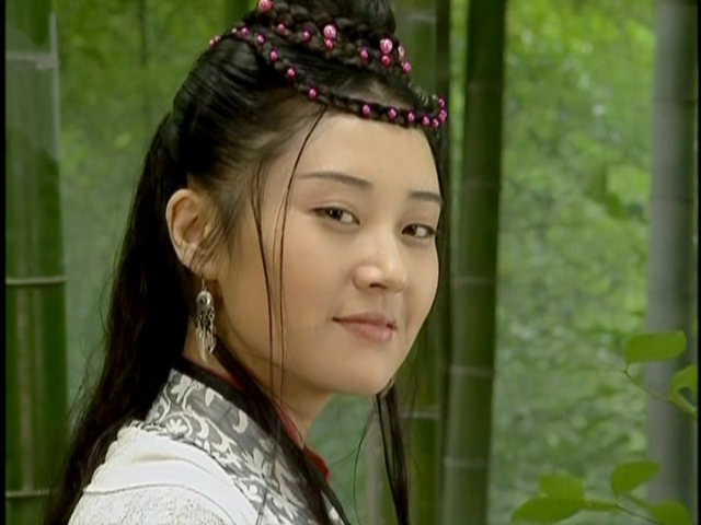  p>任盈盈, a target="_blank" href="/item/金庸/128951" data-lemma