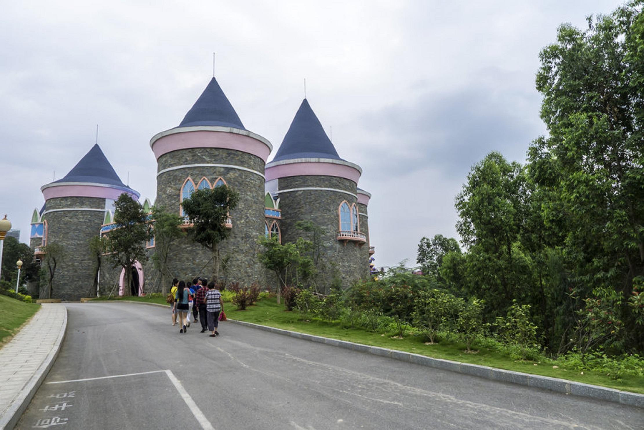 南宁凤岭儿童公园