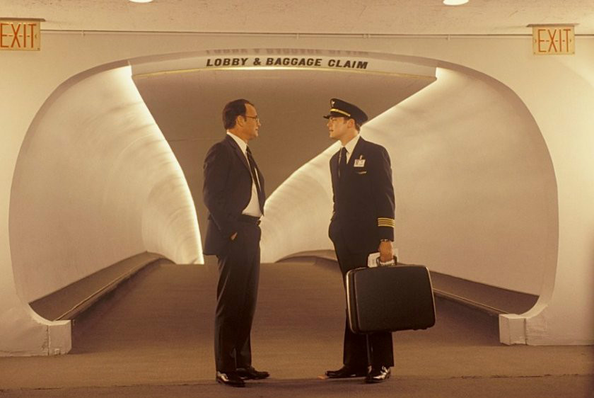  p>《猫鼠游戏》 i>(英语名:catch me if you can) /i>是梦工场电影