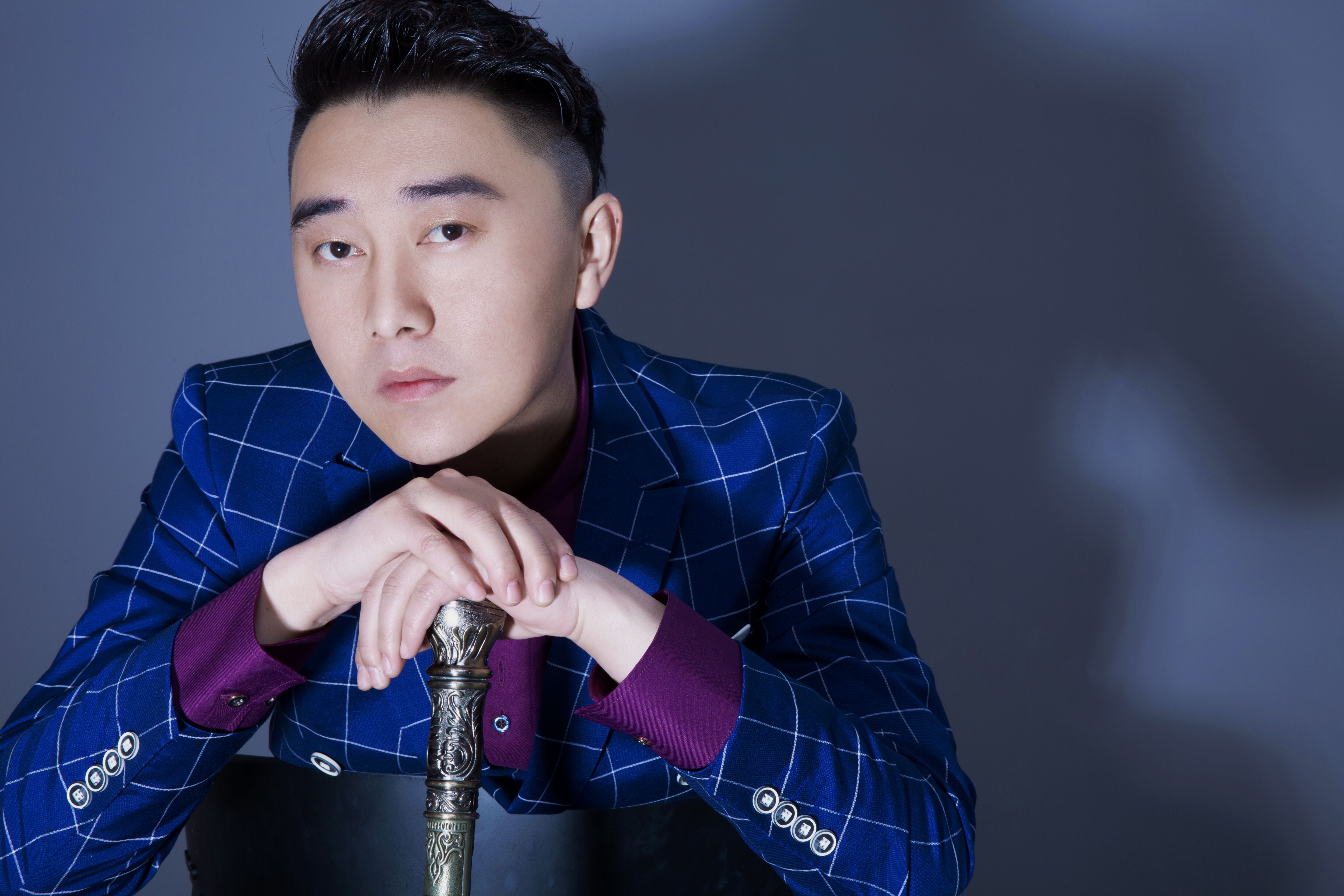  p>莫日根,蒙古族男歌手,演员,代表作品有歌曲《 a target="_blank"