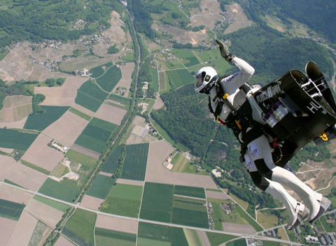高空飞行
