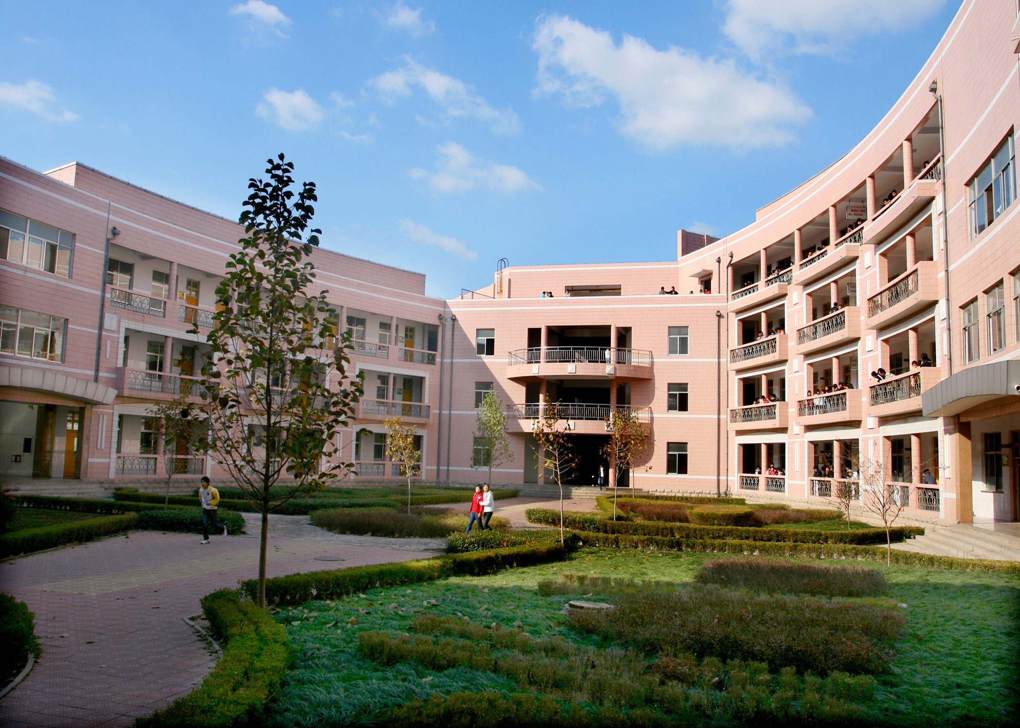 山东省临朐实验中学