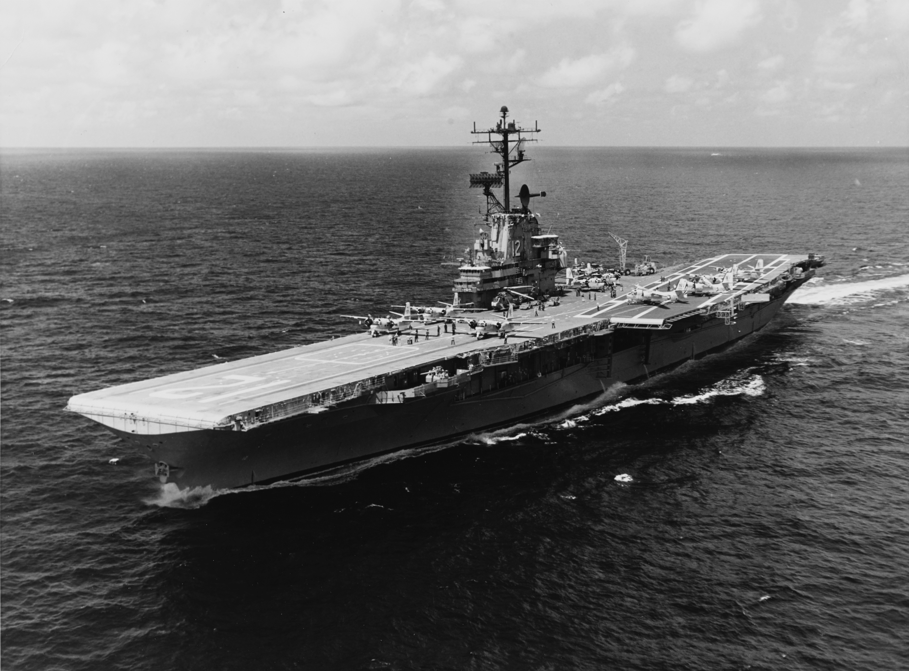 大黄蜂号航空母舰