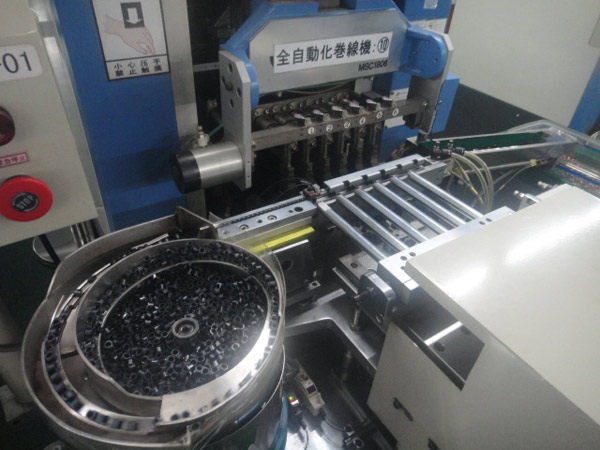  p>卷线机是指将导线卷在导线盘上的机械.