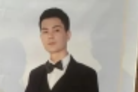 杨明