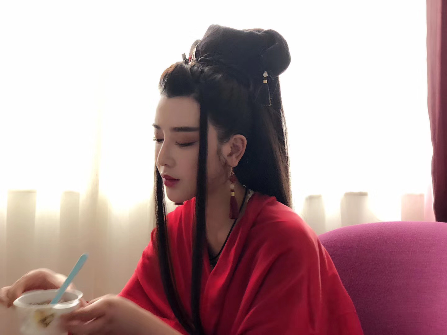  p>侍宣如,中国内地女演员,歌手.