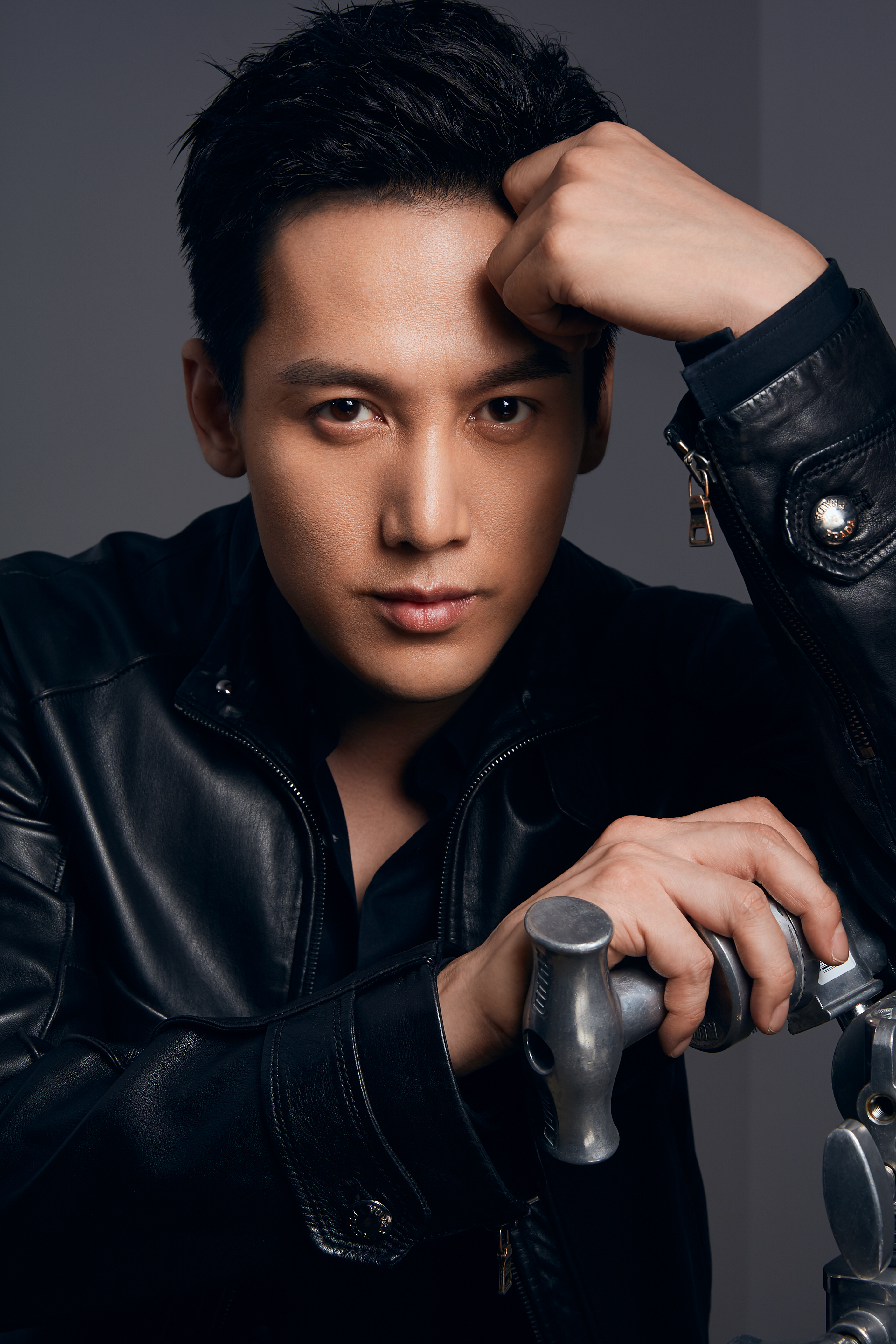  p>余洺轩(nathan),原名余铭轩,余超,1984年10月29日出生于河南省信阳