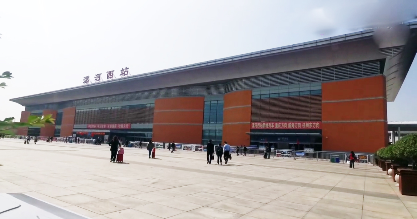  p>漯河西站(luohexi railway station),位于中国 a target="_blank"