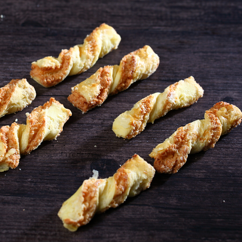 起酥椰蓉条