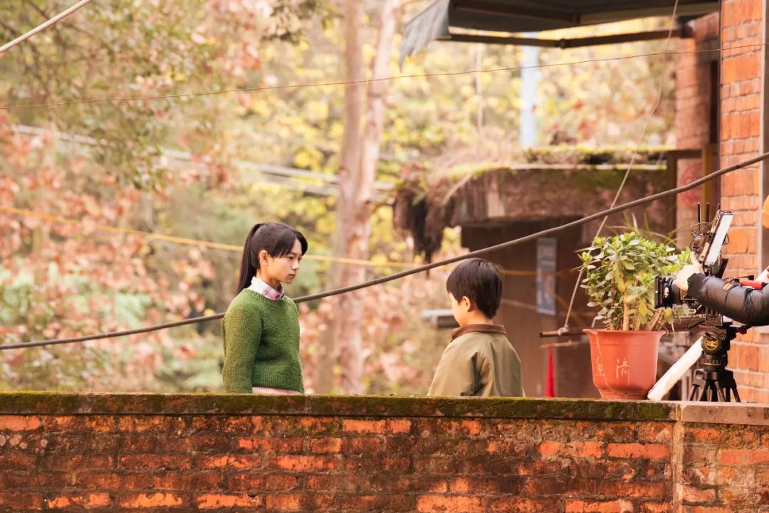 《家里家外》好感刷屏，“接地气”的短剧才动人_百科TA说