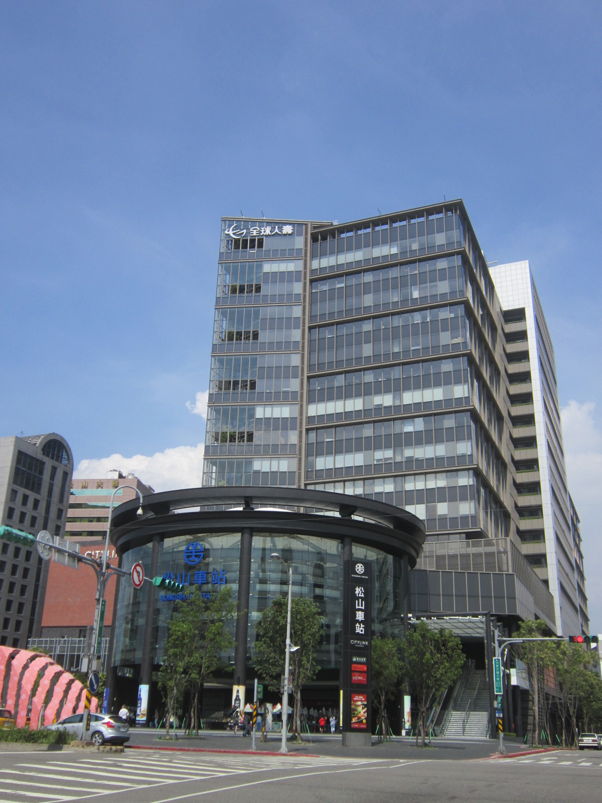 data-lemmaid="3183548">台北市信义区 /a>慈祐里,松山区交界处,常