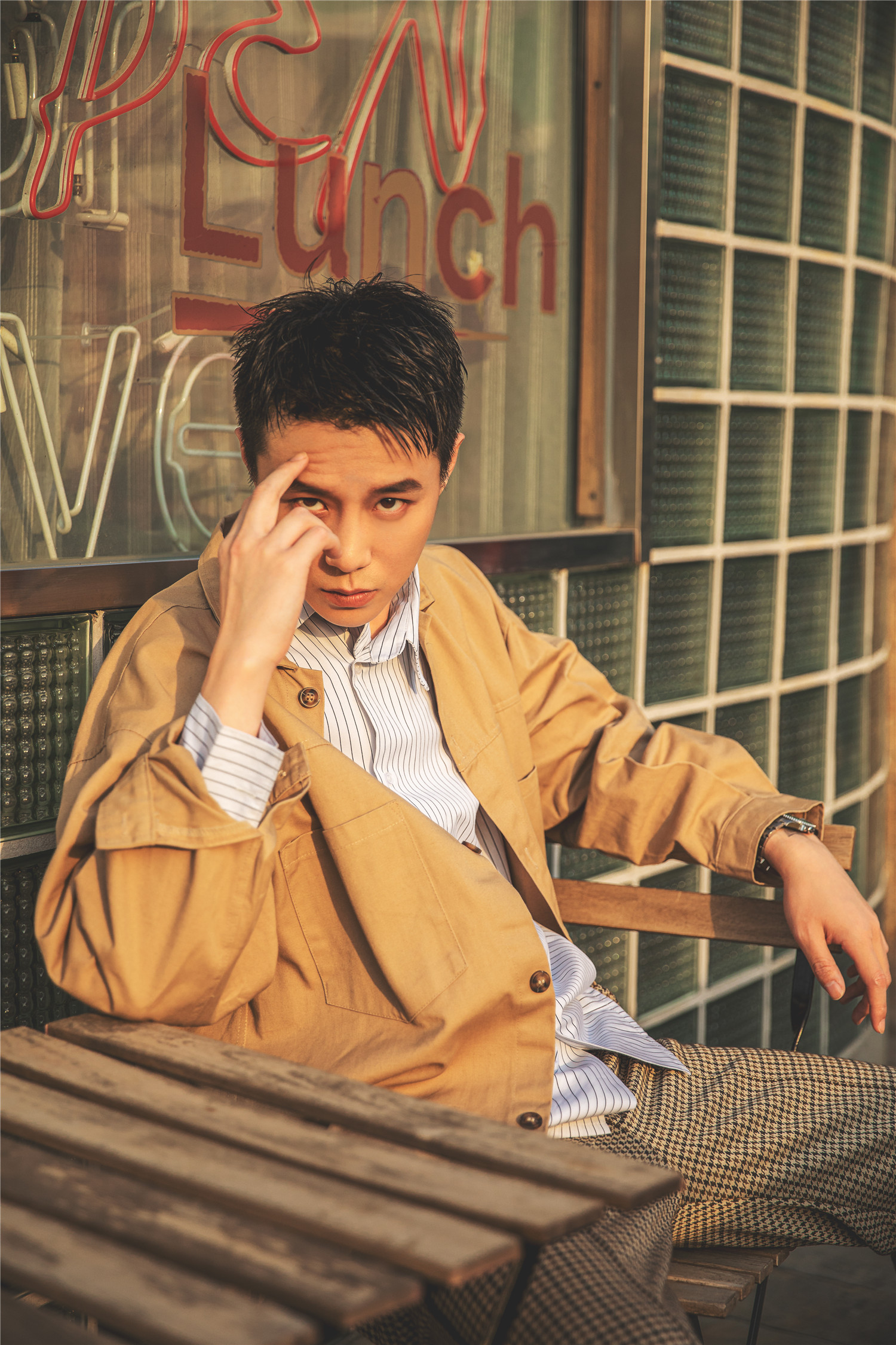 young),原名王柯达,出生于山西省太原市,中国内地影视男演员,毕业于 a