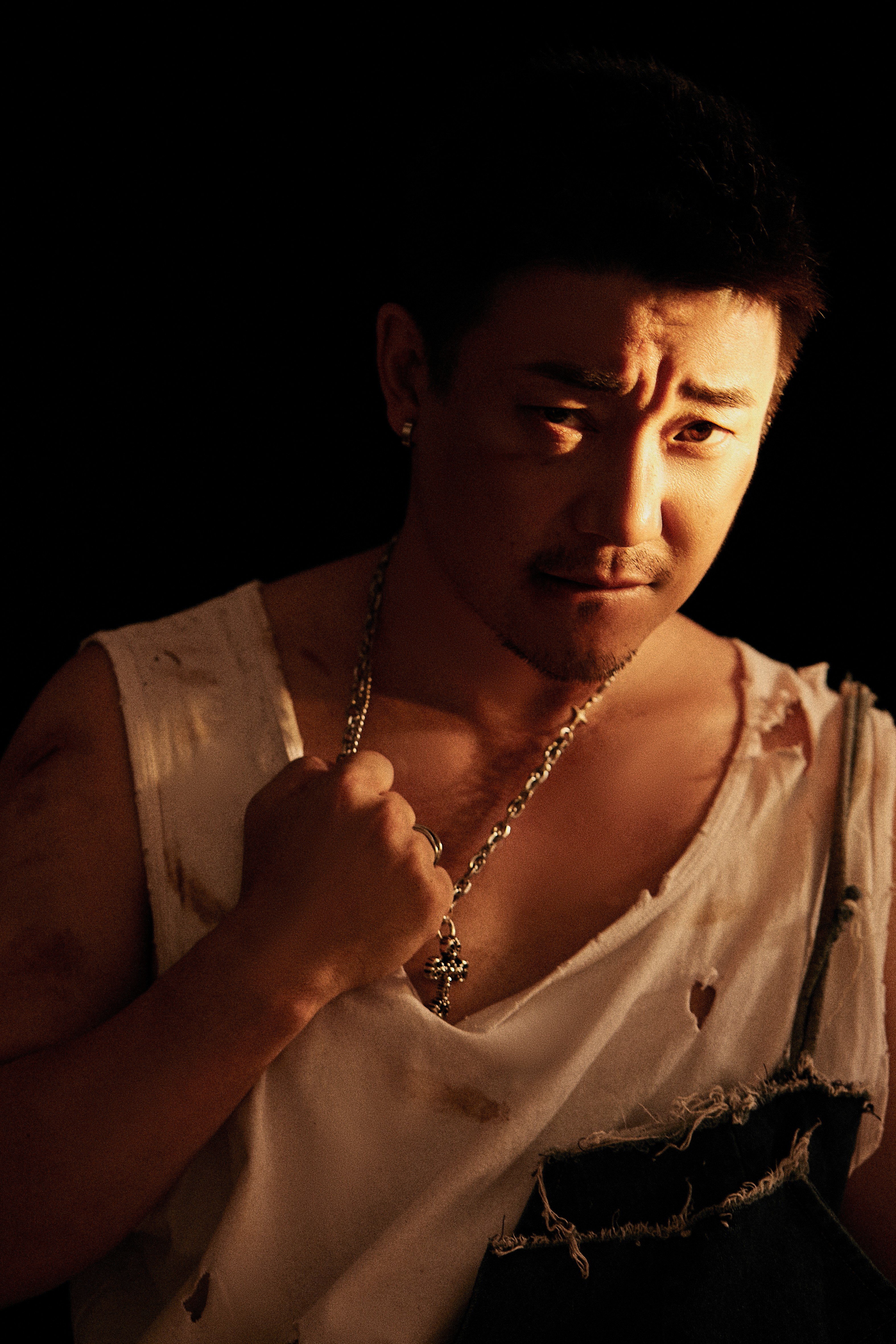 id="gnsus8xtth">李博,1977年2月4日出生于吉林省,中国内地影视男演员