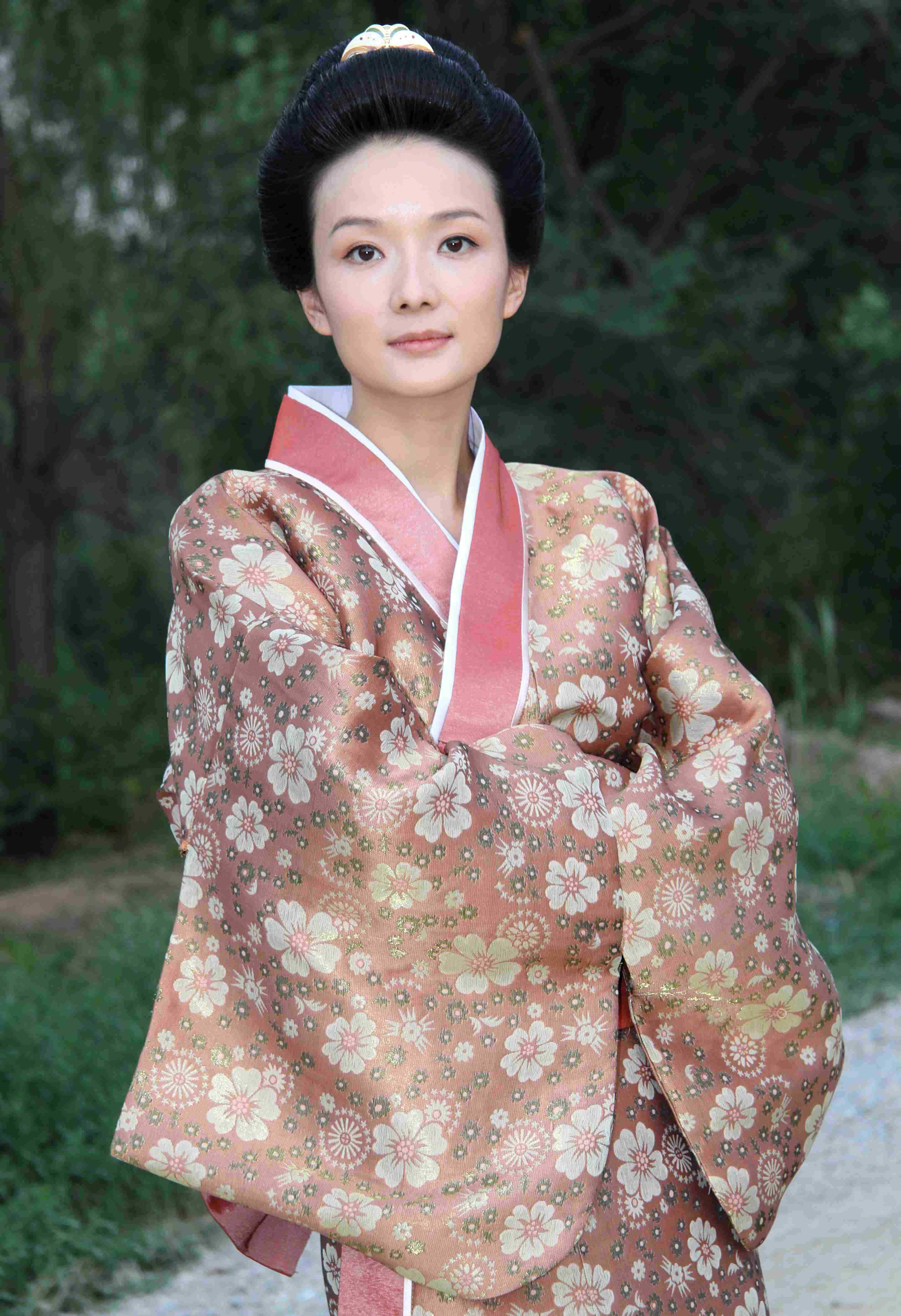  p>李梅可(原名李梅,曾用名李珊珊),出生于四川成都,中国内地女演员.