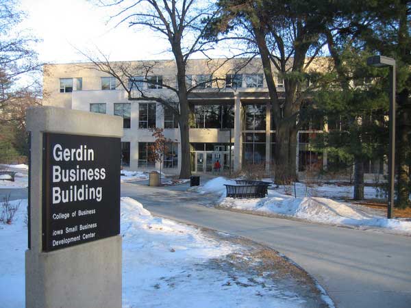 衣阿华州立大学