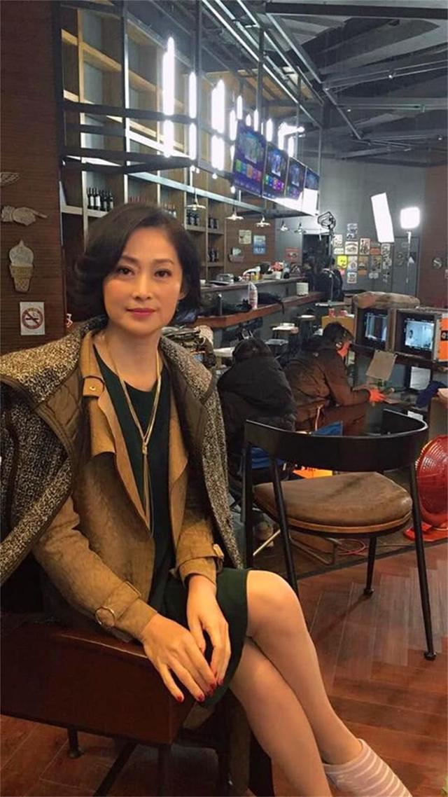 刘瑞琪：23岁成名，当红时因病暂退，40岁不到即成“母亲专业户”_百科TA说