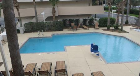 红屋顶酒店 - 国际道/会议中心