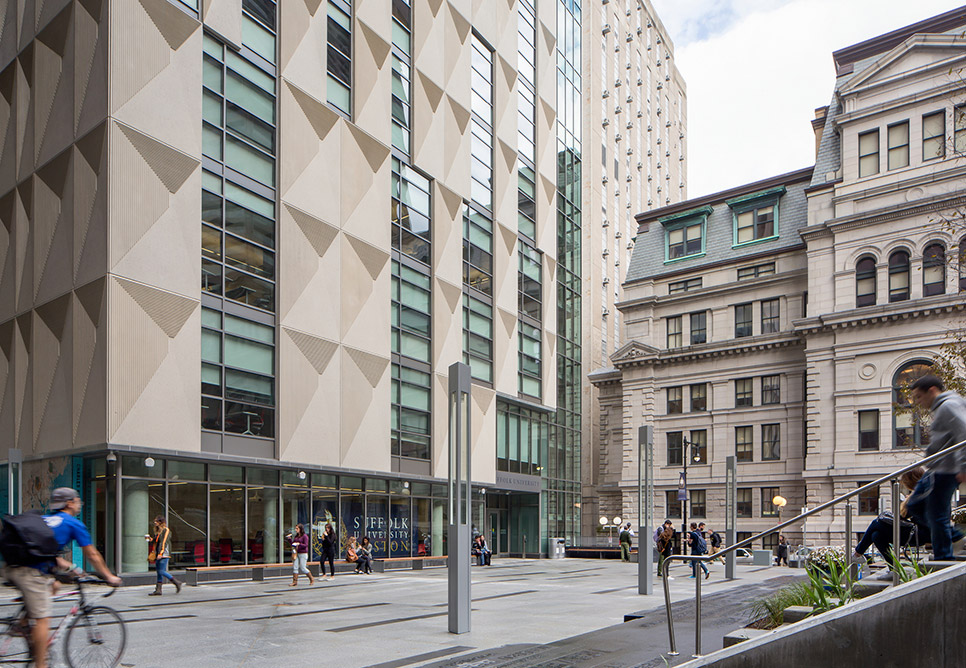  p data-id="gnbi23qnzz">萨福克大学(suffolk university)创建于1906