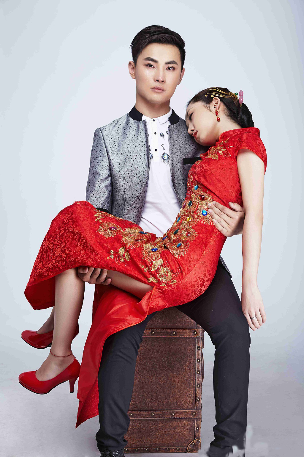  p>《恐怖禁忌之红旗袍》是由 a target="_blank" href="/item/王良