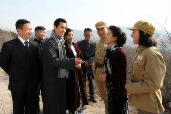 《抉择》是由 a target="_blank" href="/item/中央电视台/5559" data