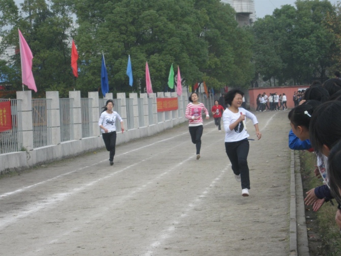  p>湖北省松滋市第二中学,80年悠久历史孕育出的一方教书育人的圣地