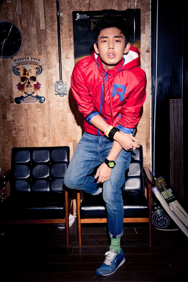 p>刘亚仁 i>(         ,yoo ah in) /i>,1986年10月6日出生于韩国大邱