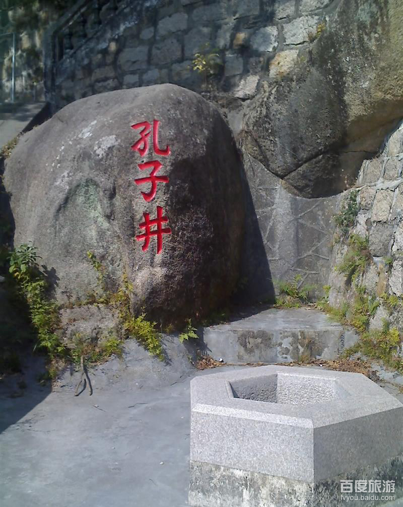  p data-id="gnayrgliqz">青云岩风景区位于濠江区东南的大瞭望山