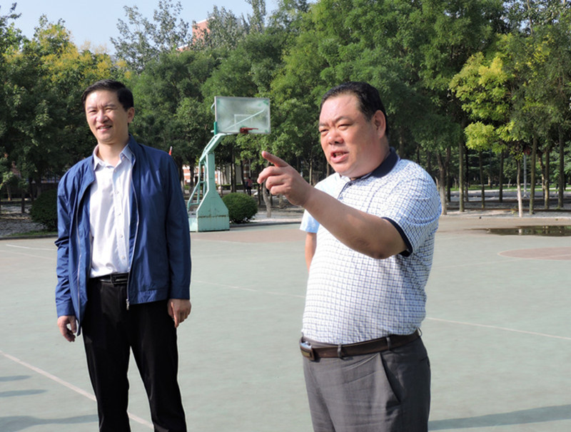 1963年7月生,济南市 a target="_blank" href="/item/章丘区/7826572"