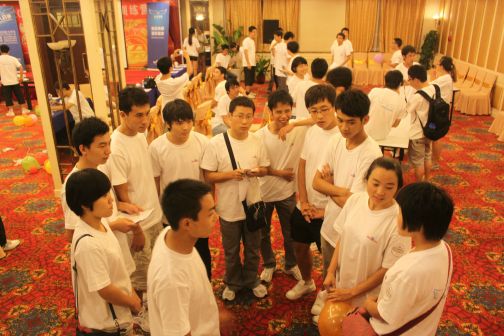 2011年知识先锋暑期培训营破冰仪式