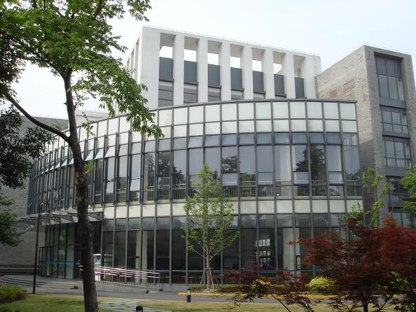 上海市嘉定区安亭高级中学